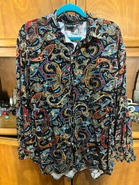 Vintage-Inspired Paisley Corduroy Button-Up Shirt in Multicolor